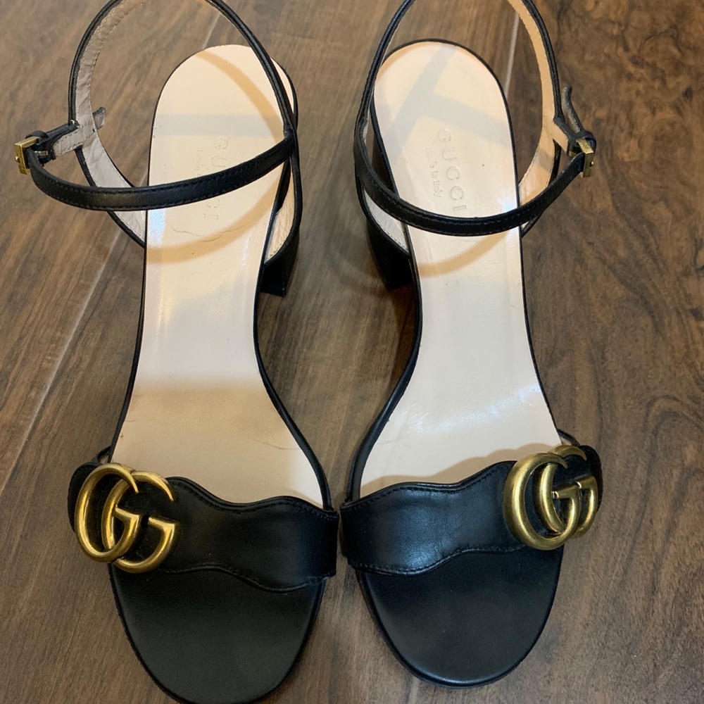 Gucci sandals